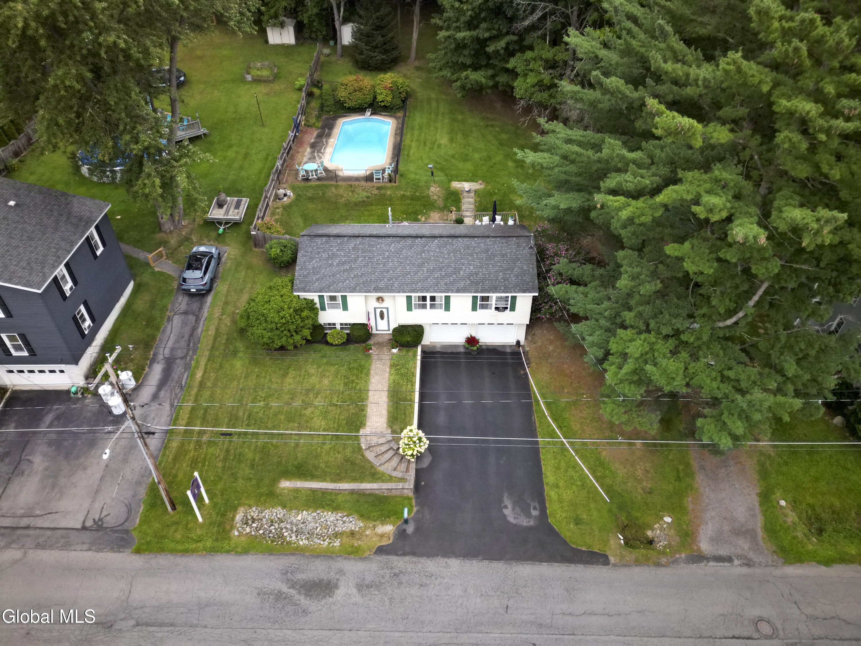 844 Glebe Street Johnstown NY 12095