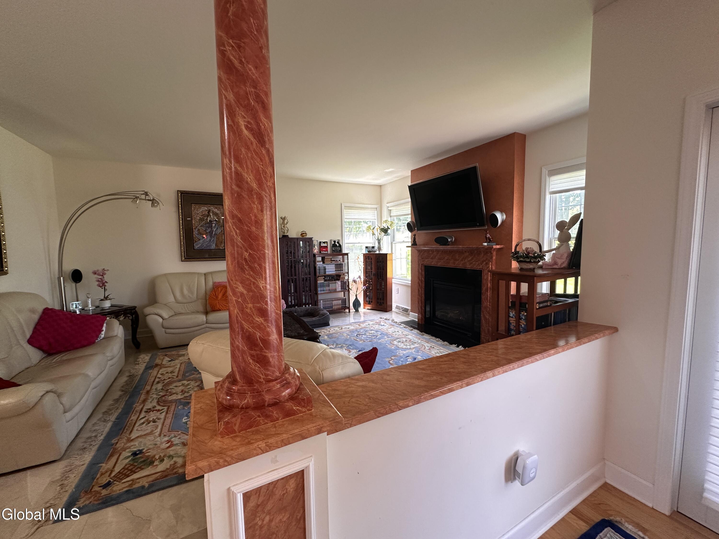 22 Fairview Lane Mechanicville NY 12118