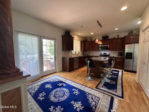 22 Fairview Lane Mechanicville NY 12118
