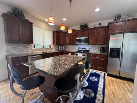 22 Fairview Lane Mechanicville NY 12118
