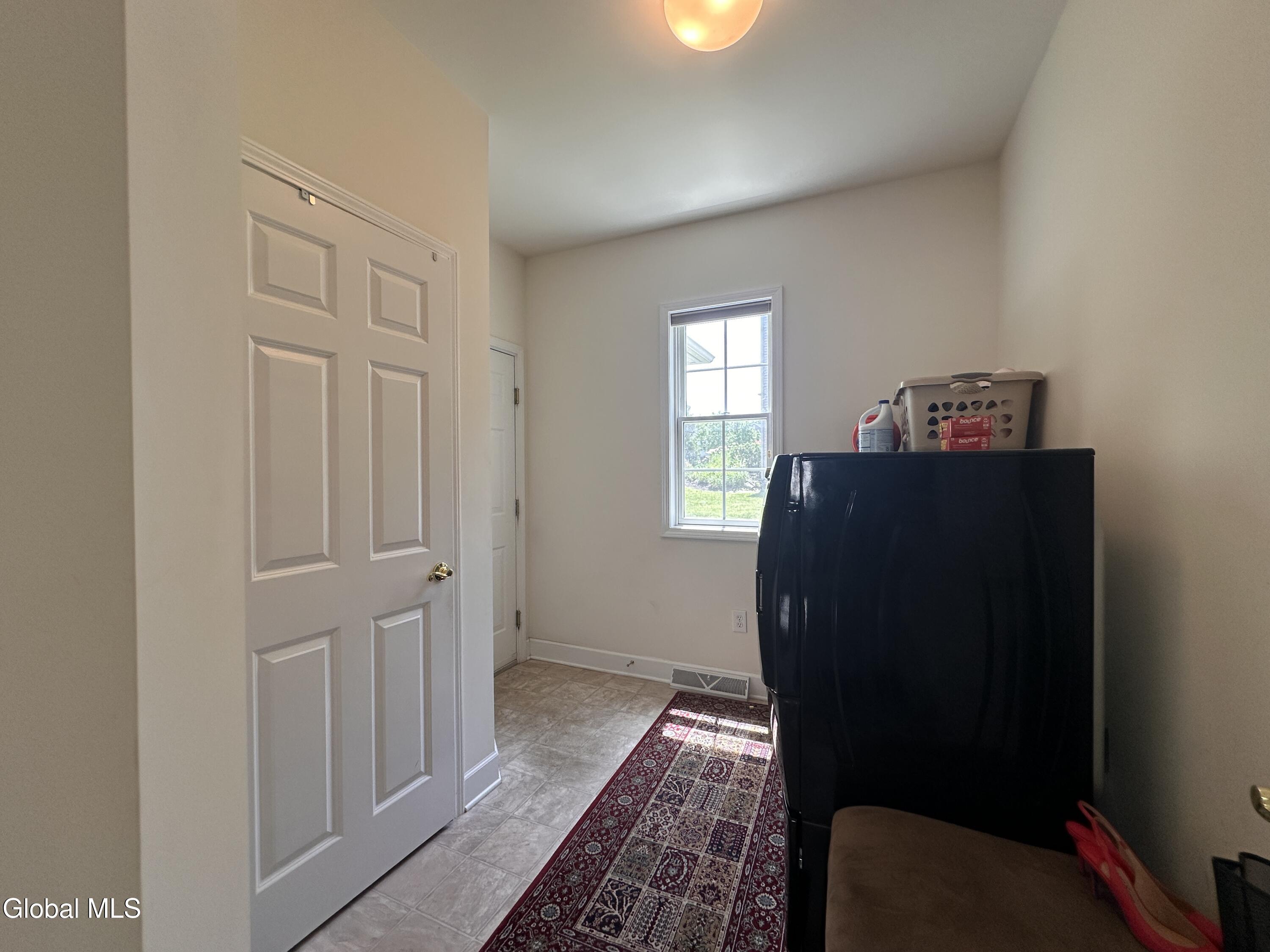 22 Fairview Lane Mechanicville NY 12118