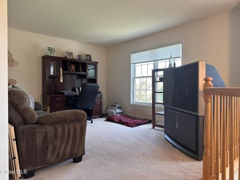 22 Fairview Lane Mechanicville NY 12118