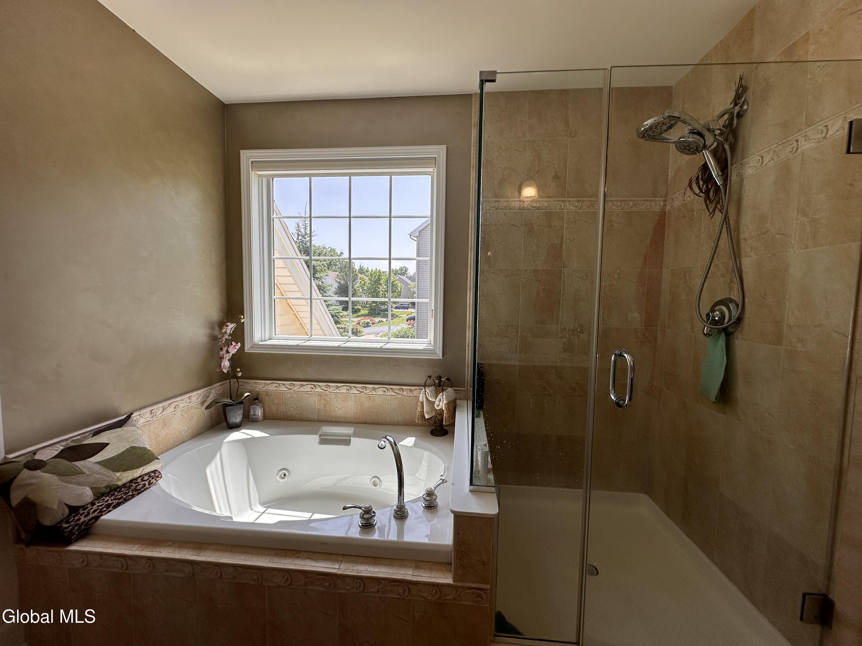 22 Fairview Lane Mechanicville NY 12118