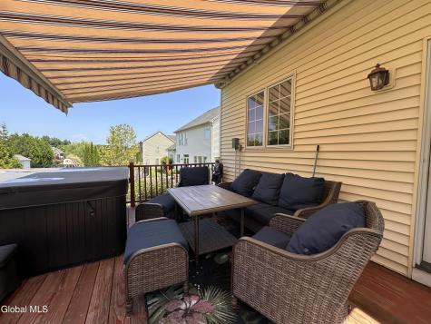 22 Fairview Lane Mechanicville NY 12118