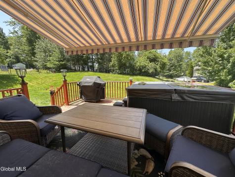 22 Fairview Lane Mechanicville NY 12118