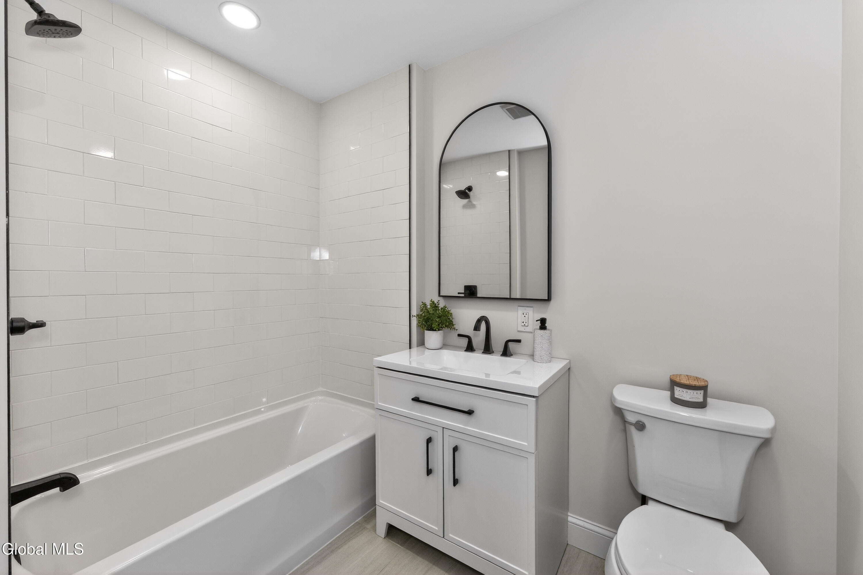 2858 Plunkett Avenue Rotterdam NY 12306