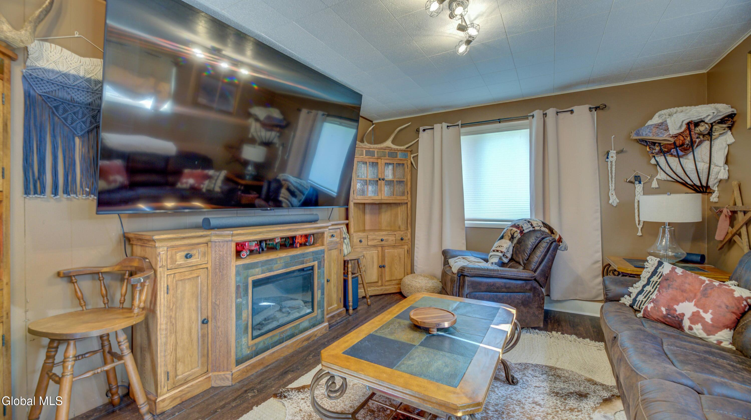 111 6th Avenue Gloversville NY 12078