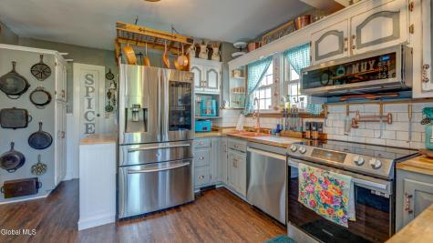 111 6th Avenue Gloversville NY 12078