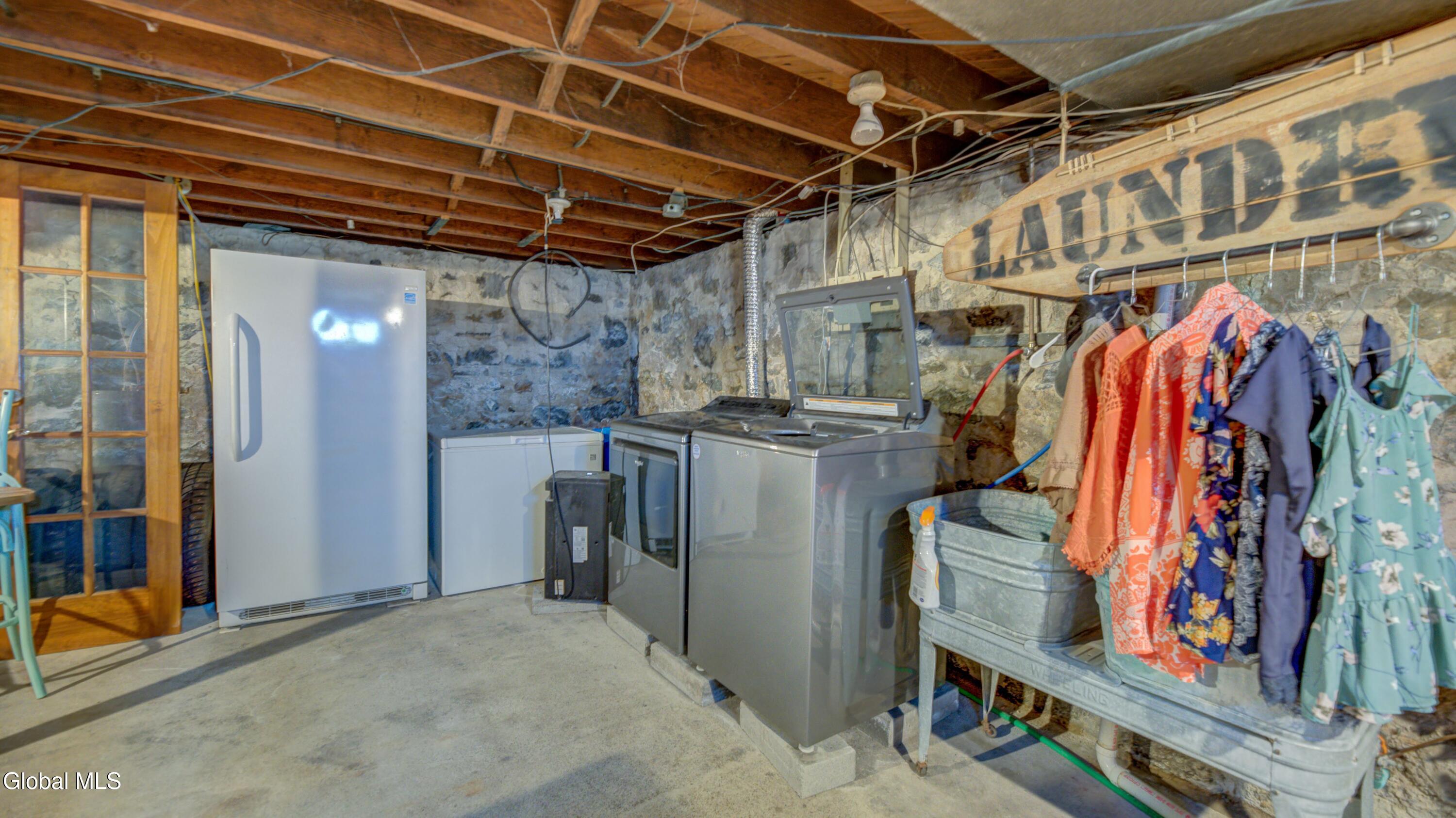 111 6th Avenue Gloversville NY 12078