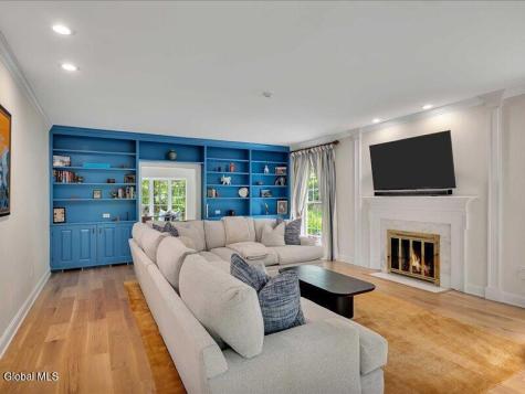 30 Longwood Drive Saratoga Springs NY 12866