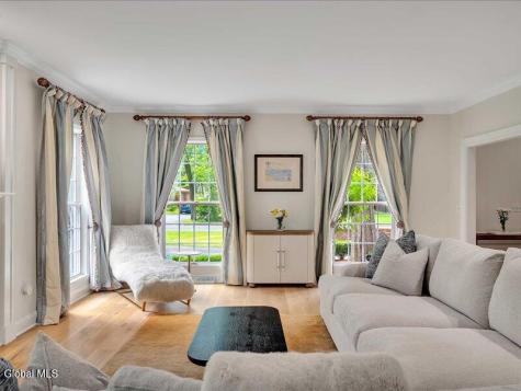 30 Longwood Drive Saratoga Springs NY 12866