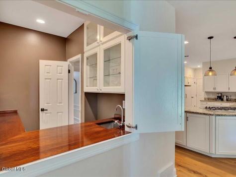 30 Longwood Drive Saratoga Springs NY 12866