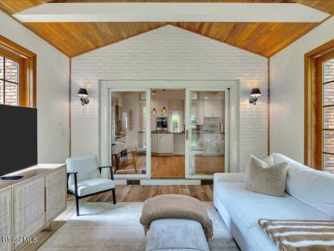 30 Longwood Drive Saratoga Springs NY 12866