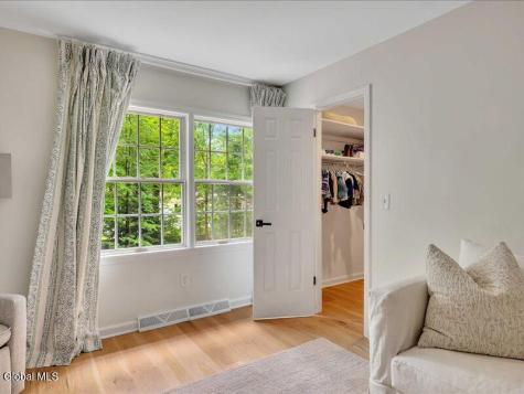 30 Longwood Drive Saratoga Springs NY 12866