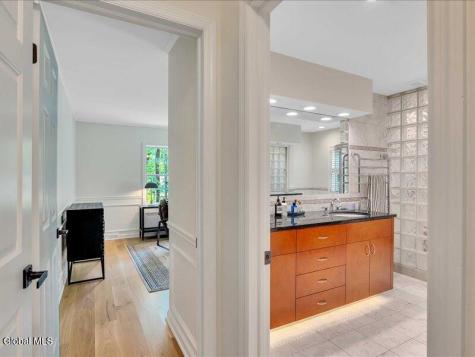 30 Longwood Drive Saratoga Springs NY 12866