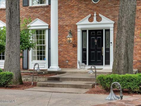 30 Longwood Drive Saratoga Springs NY 12866