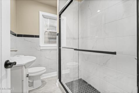 683 Park Avenue Albany NY 12208