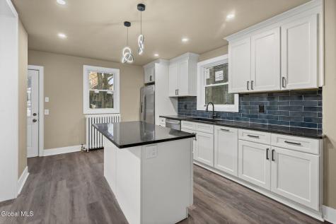 683 Park Avenue Albany NY 12208