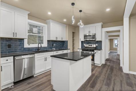 683 Park Avenue Albany NY 12208