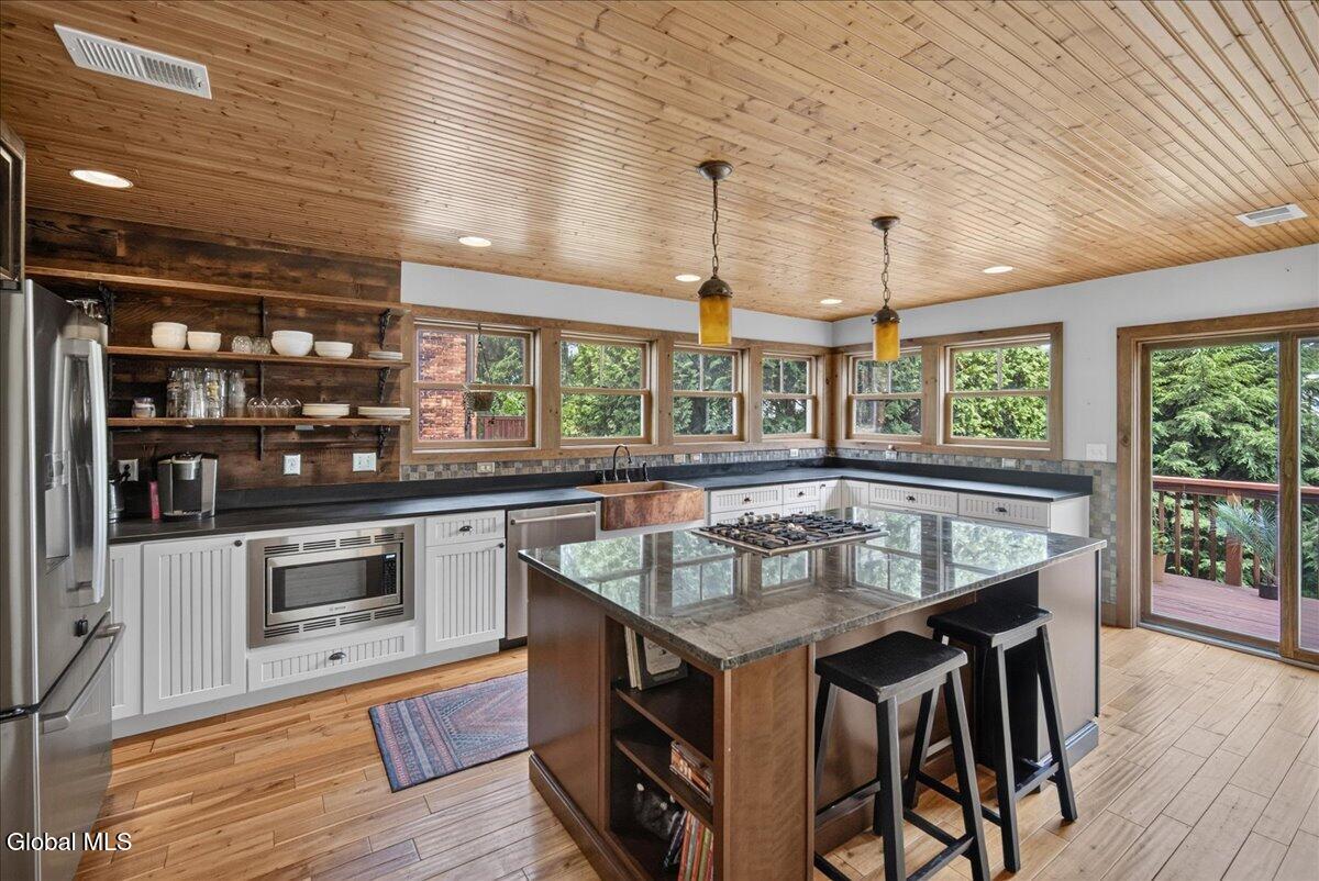 154 Woodlawn Avenue Saratoga Springs NY 12866