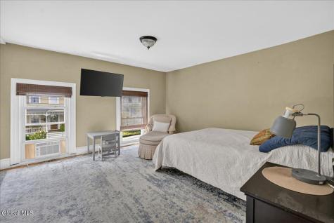 154 Woodlawn Avenue Saratoga Springs NY 12866