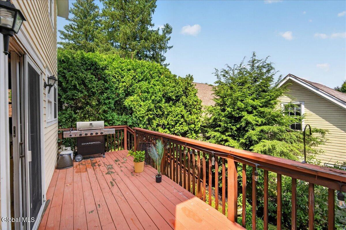 154 Woodlawn Avenue Saratoga Springs NY 12866