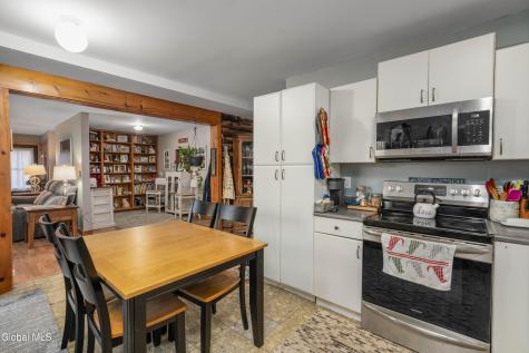 618 Chestnut Hill Road Cambridge NY 12816