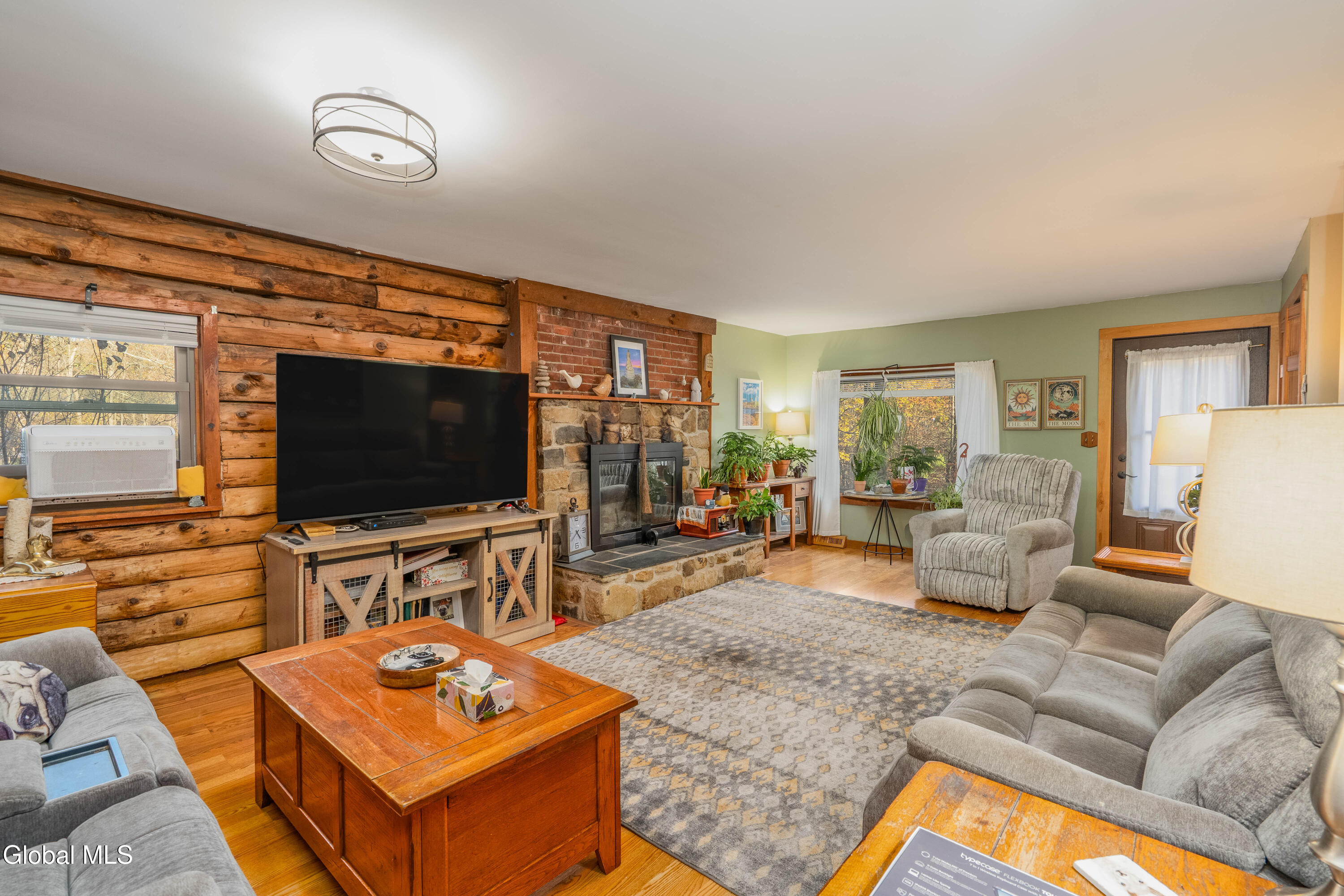 618 Chestnut Hill Road Cambridge NY 12816