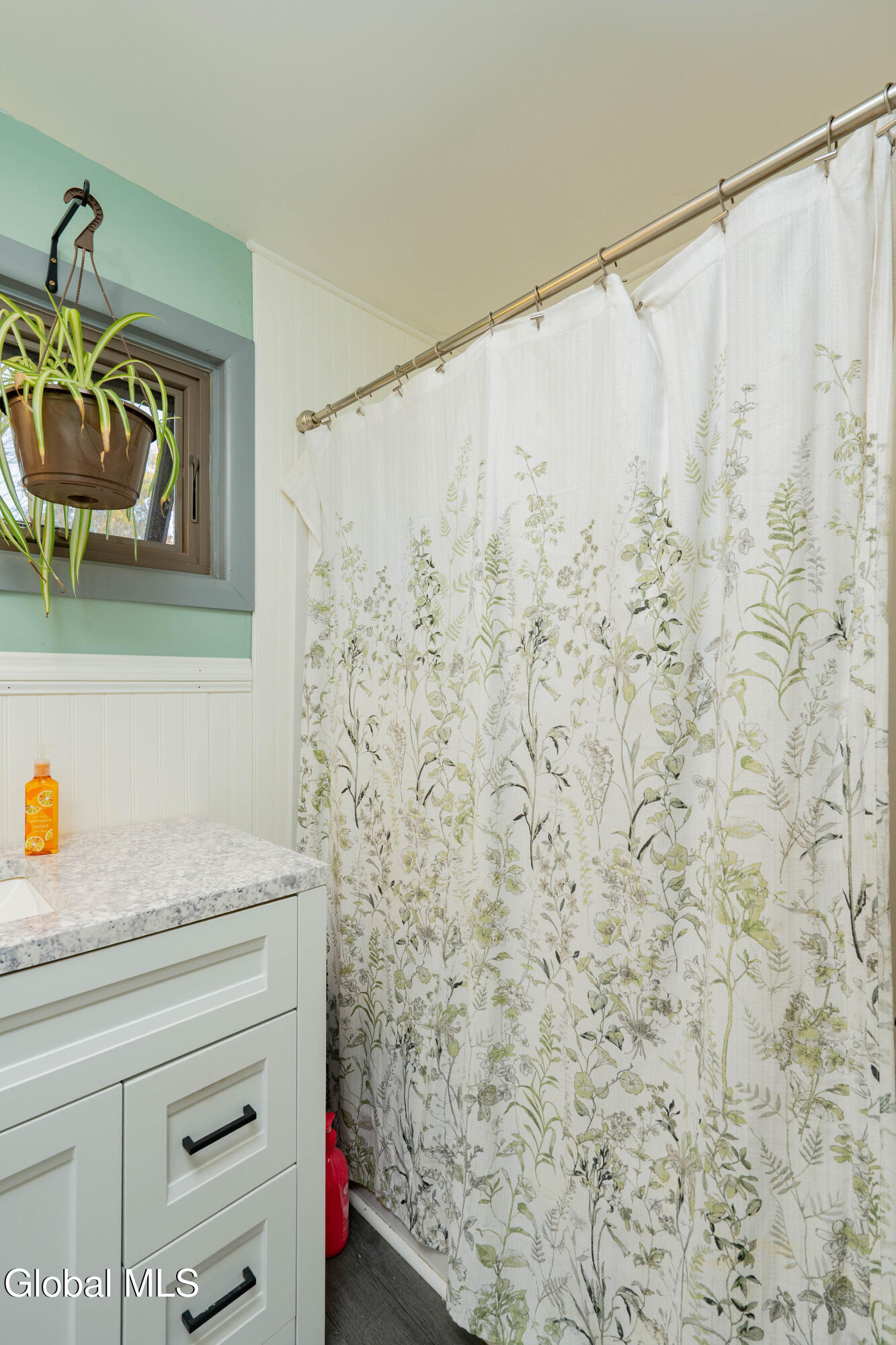 618 Chestnut Hill Road Cambridge NY 12816