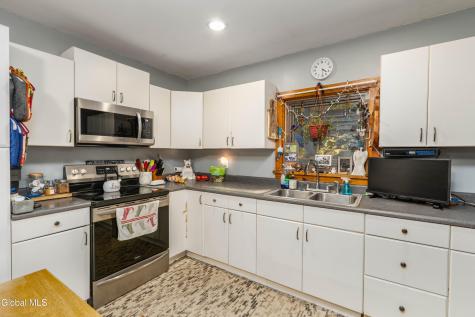 618 Chestnut Hill Road Cambridge NY 12816