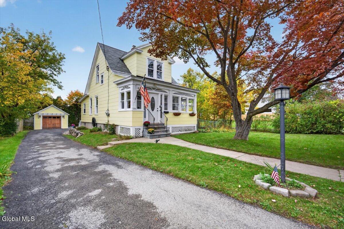 1123 Garner Avenue Schenectady NY 12309