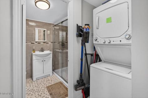 1123 Garner Avenue Schenectady NY 12309