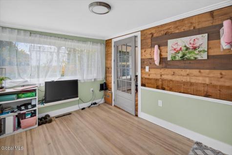 1123 Garner Avenue Schenectady NY 12309