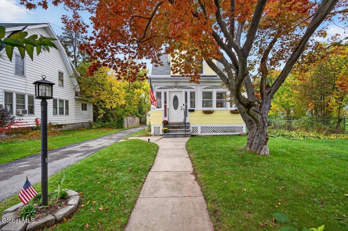 1123 Garner Avenue Schenectady NY 12309