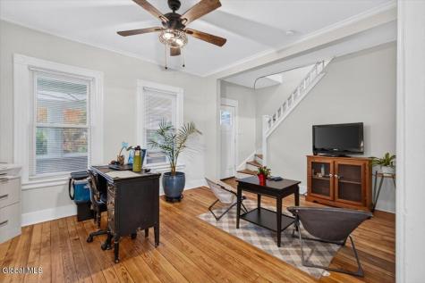 1123 Garner Avenue Schenectady NY 12309