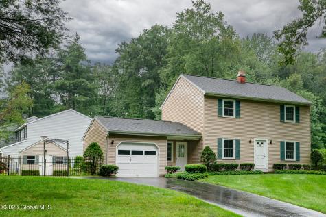 21 Huntwood Drive Clifton Park NY 12065