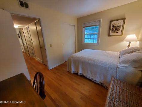 21 Huntwood Drive Clifton Park NY 12065