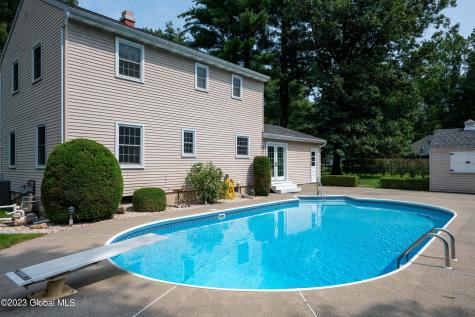 21 Huntwood Drive Clifton Park NY 12065