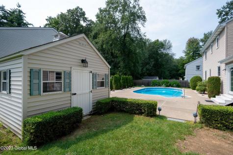 21 Huntwood Drive Clifton Park NY 12065