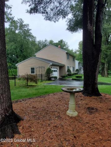 21 Huntwood Drive Clifton Park NY 12065