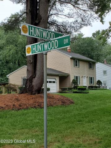 21 Huntwood Drive Clifton Park NY 12065