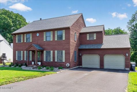 107 Old Coach Road Clifton Park NY 12065