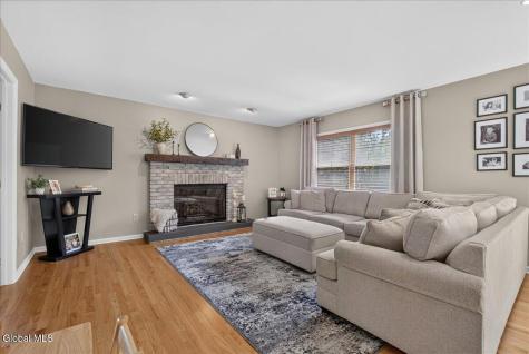 107 Old Coach Road Clifton Park NY 12065
