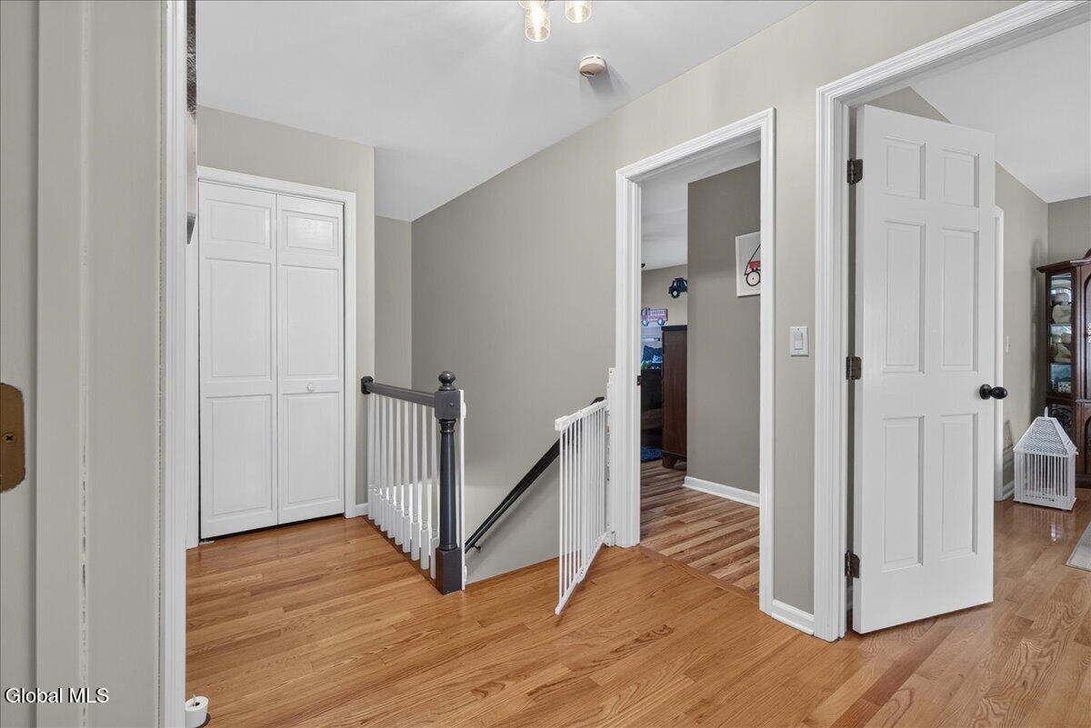 107 Old Coach Road Clifton Park NY 12065