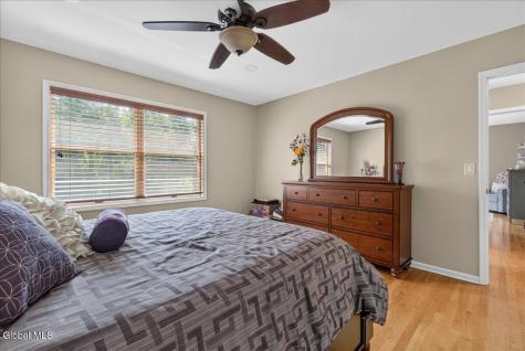 107 Old Coach Road Clifton Park NY 12065