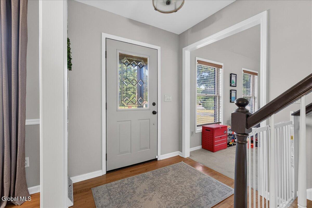 107 Old Coach Road Clifton Park NY 12065