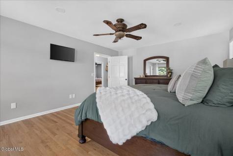 107 Old Coach Road Clifton Park NY 12065