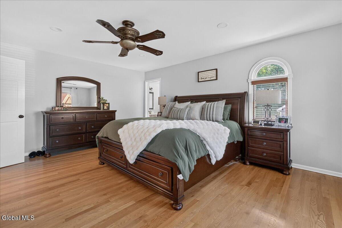 107 Old Coach Road Clifton Park NY 12065