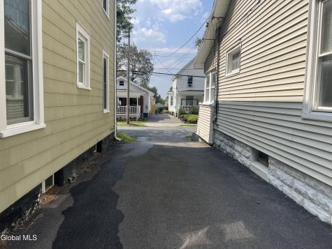 1818 Lenox Road Schenectady NY 12308