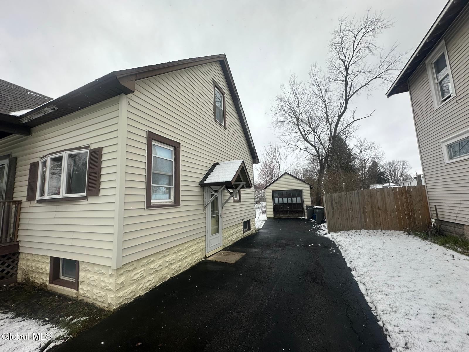 407 E Bloomfield Street Rome NY 13440